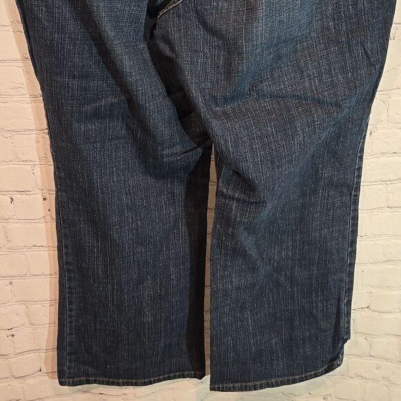 Venezia stretch boot petite jeans size 2P - Picture 7 of 7